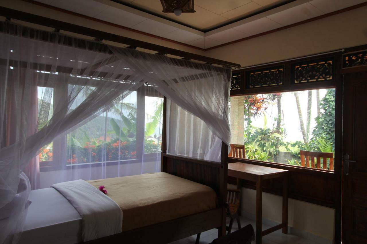 Kubu Shanti Sanda Munduk  Exterior photo